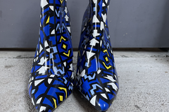 Selling: Blue Abstract Skinny Heel