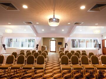 Book a meeting | $: The Elaine Room | A space suitable for smaller meetings