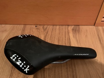 Selling with online payment: Fizik Saddle