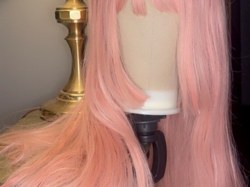 Selling with online payment: Pink wig 
