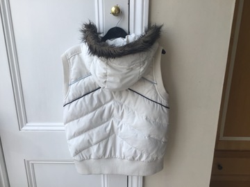 Selling with online payment: Jack Wills ladies gilet white