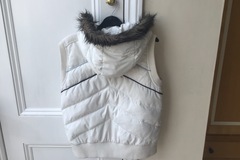 Selling with online payment: Jack Wills ladies gilet white