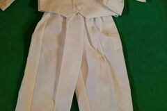 Selling with online payment: 5 Piece White Suit 18 - 24 Month