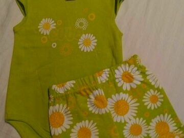 Selling with online payment: 3-6 Month Bodysuit With Matching Shorts NWT