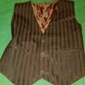Selling with online payment: 4T Boys Vest Suit Brown EUC