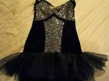 Selling with online payment: 6T Dance Outfit / Black With Silver T Sequins