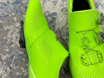 Selling with online payment: Shimano RC9 GREEN size 43