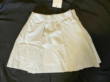 Selling with online payment: $59 NWT Juste Cle Size 104 4 4T Skirt Light Gray Pleated Adjustab