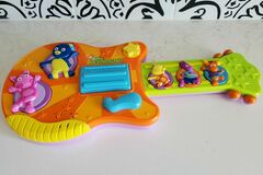 Selling with online payment: The Backyardigans Musical Singing Guitar Toy 2006 Mattel Nick Jr.