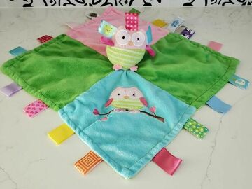 Selling with online payment: TAGGIES OWL SECURITY BLANKET LOVEY Lime green PINK Teal SOFT