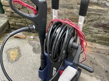 RENT: FOR HIRE: Pressure Washer