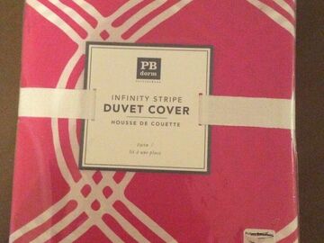 Selling with online payment: $69 Pottery Barn twin duvet bright pink dorm college room bed cov