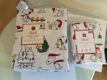 Selling with online payment: $169 Pottery barn Peanut Snoopy TWIN Sheets+Sham Holiday Christma