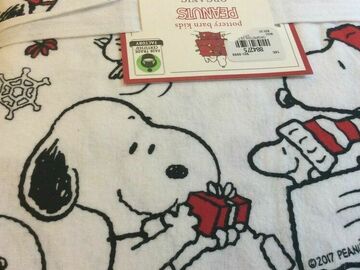 Selling with online payment: $139 Peanuts ORGANIC Snoopy FULL Pottery Barn kids Sheet set Holi