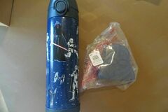 Selling with online payment: Pottery barn STAR WARS Large WATER BOTTLE First order LUNCH + Dar