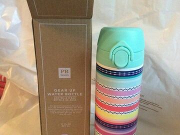 Selling with online payment: Pottery barn Teen WATER BOTTLE LARGE Rainbow 17oz school girl col
