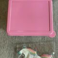 Selling with online payment: Pottery barn Lunch Sandwich box + Rainbow HEART UNICORN ice bag s