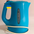 Alquilar un artículo: Pieni vedenkeitin (electric kettle)