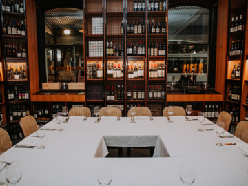 Book a meeting | $: Wine Room | An intimate space in Port Office Hotel