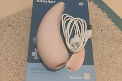 Selling: Satisfyer Curvey 2+ with Bluetooth