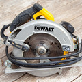 Renting out with online payment: Dewalt Skill saw with Kreg Rip Cut Guide