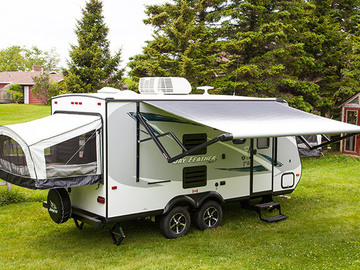 Renting out with online payment: Jay Feather 17 foot Hybrid Camper