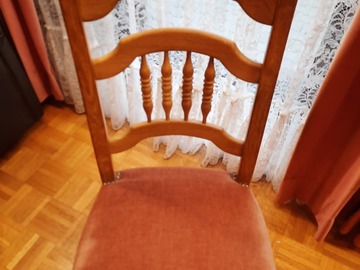 Biete Hilfe: 6 Stühle