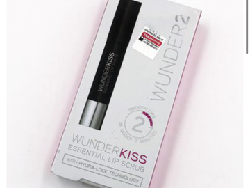 Liquidation/Wholesale Lot: 10 Wunder2 Wunderkiss Essential Lip Scrub