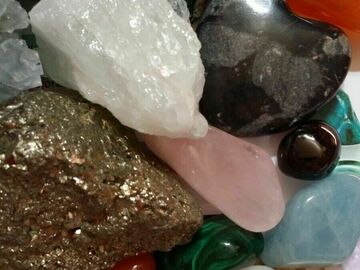Selling: Crystal Healing Consultation: Treat & Cure all and any ailments!