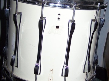 Selling with online payment: 1979 Ludwig 12" x 15" 12 Lug Parade Drum 
