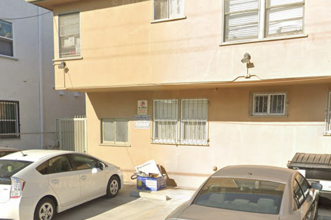 Central Hollywood CA,  Parking Spot Near Paramount Pictures