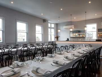 Book a meeting | $: TELLER upstairs | A versatile space for offsite or meetings