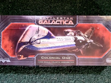 Selling with online payment: 1/350 Moebius Colonial One Battlestar Galactica Luxury Liner #945
