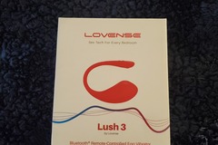 Selling: Lovense- Lush 3