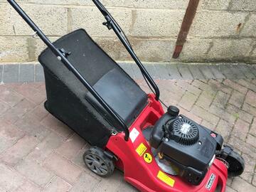 Rent out Weekly: Mountfield RS100 petrol lawnmower 