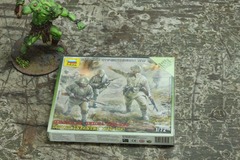Selling with online payment: 1/72 Zvezda Soviet Infantry 1941-1943
