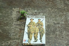 Selling with online payment: 1/35 Tamiya British Infantry on Patrol