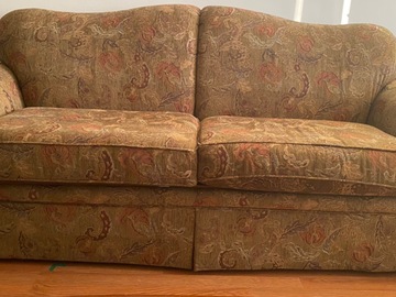 Selling: 3 Seat Couch