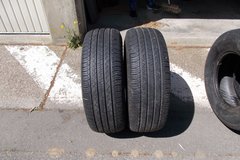 Vente: pneus de 4X4 Toyota Michelins et Goodrich 