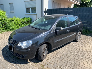 Biete Hilfe: VW Polo | schwarz | TüV 05/2022 | zu verschenken