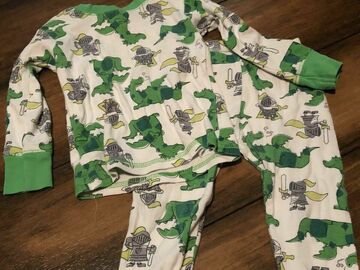 Selling with online payment: Carter’s Infant 2 Piece Pajama Set Long Sleeve Size 12 Months Di