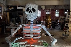 For Sale: HUGE Skeleton Prop! SPOOOKYYY