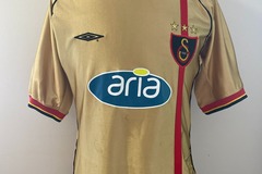 Selling with online payment: Galatasaray 2002 Fourth - Hasan Sas 11 - M