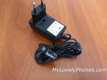 Selling with online payment: Travel charger for Siemens ST55, ST60 
