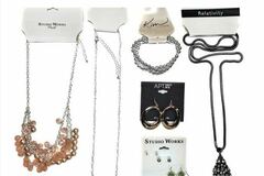 Liquidation/Wholesale Lot: 50 pcs--Kohl's, Studio Works, Kim Rodgers Jewelry-NEW-$1.49