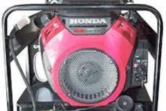 En alquiler: GRUPO ELECTROGENO DE 15 KVA TRIF. CON MOTOR HONDA