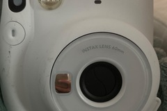 Myydään (Yksityinen): Polaroid instant mini