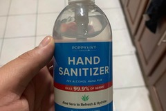 Comprar ahora: Box of Hand Sanitizer
