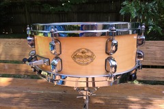Selling with online payment: reduced $200 Tama Starclassic 5 1/2" x 14" snare Maple Lacquer