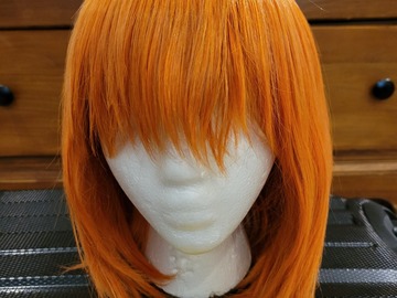 Selling with online payment: Short orange wig